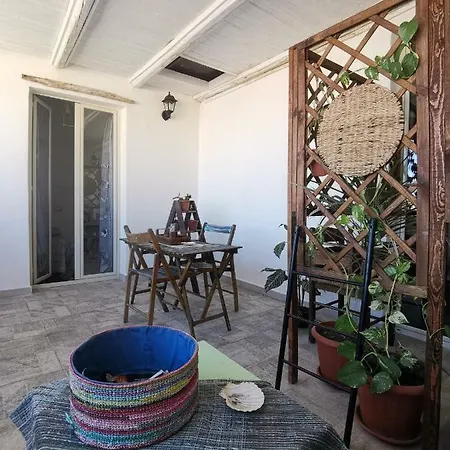 Ballaro Sant'agata Mini Apartament *